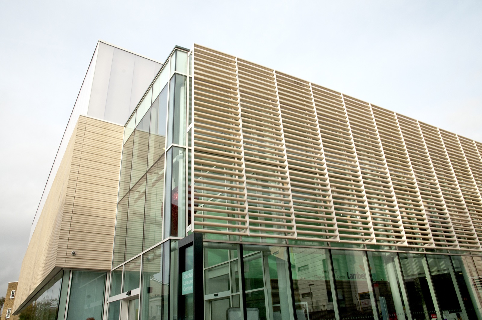 Aluminium window arrays to a mixed-use development